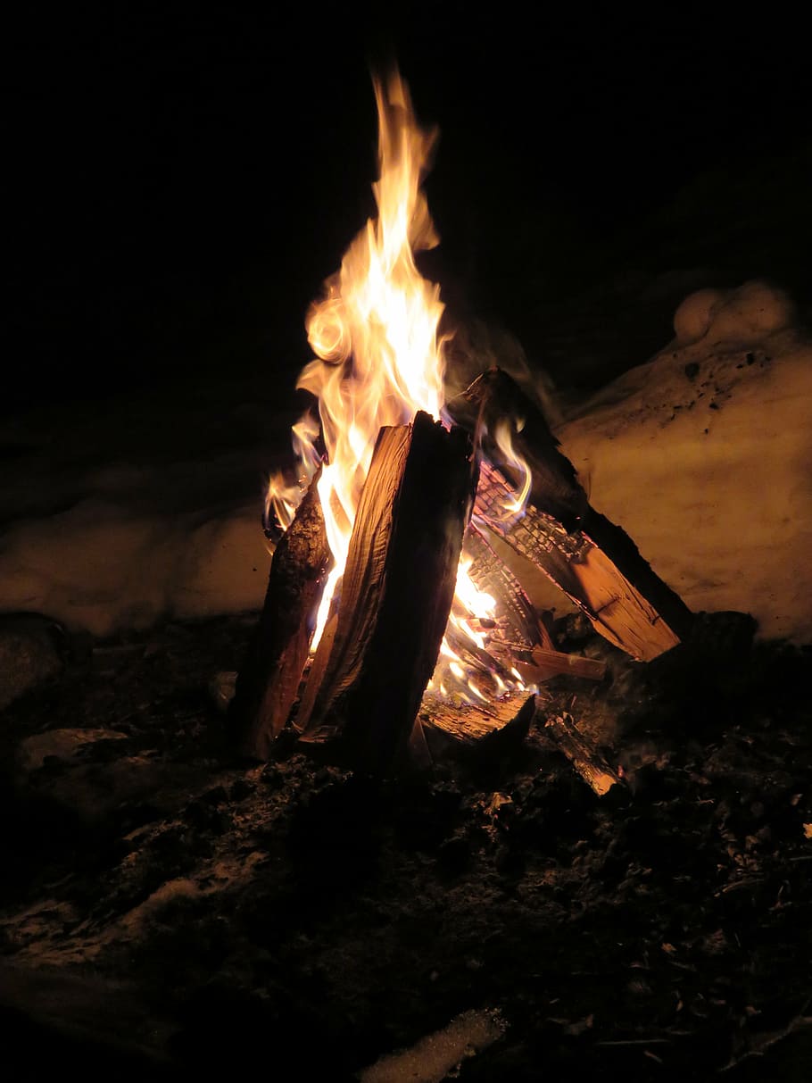 fire, campfire, flame, burn, blaze, wood, burning, hot, dark HD wallpaper