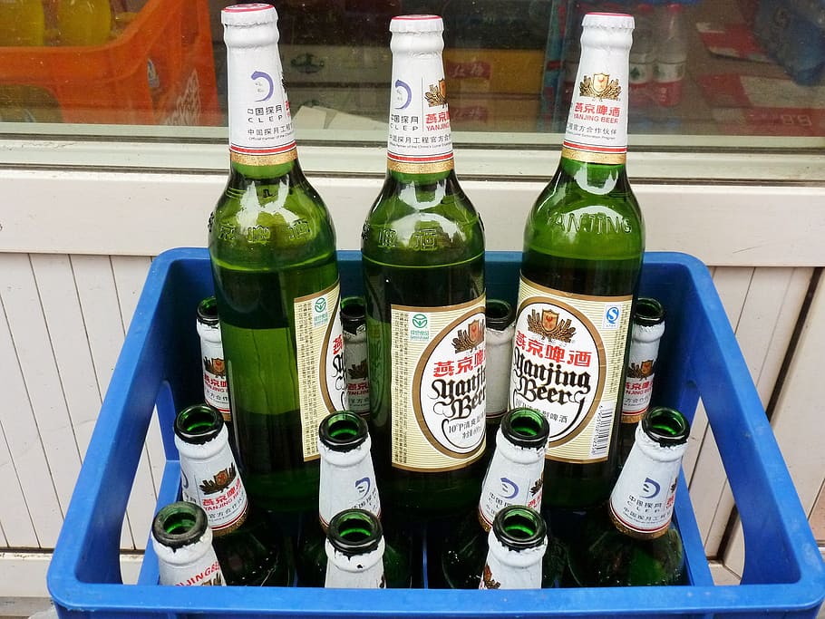 beer box, beverages, bottle, container, text, alcohol, food and drink HD wallpaper