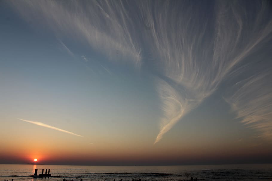 white clouds and blue sky, sunset, water, dawn, sea, evening HD wallpaper