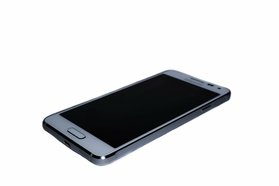 turned off white Samsung Android smartphone, mobile phone, touch screen