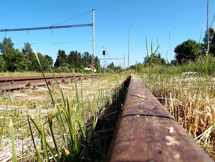 track, rail, railway, nature, outdoors, plant, sky, grass, day HD wallpaper