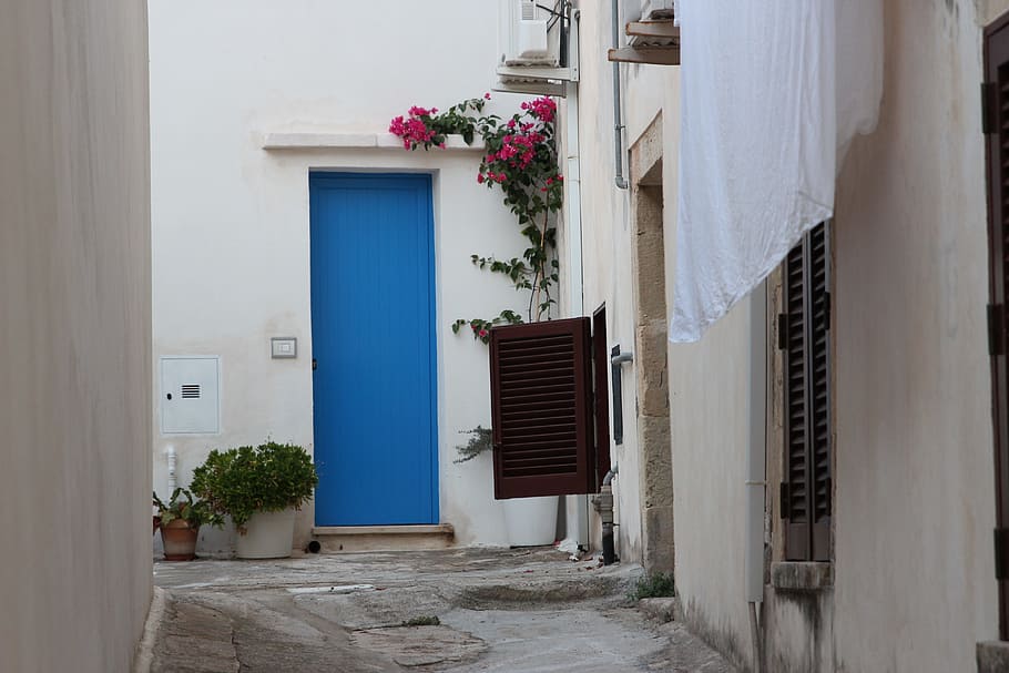 door, blue, white, otranto, puglia, salento, italy, glimpse HD wallpaper