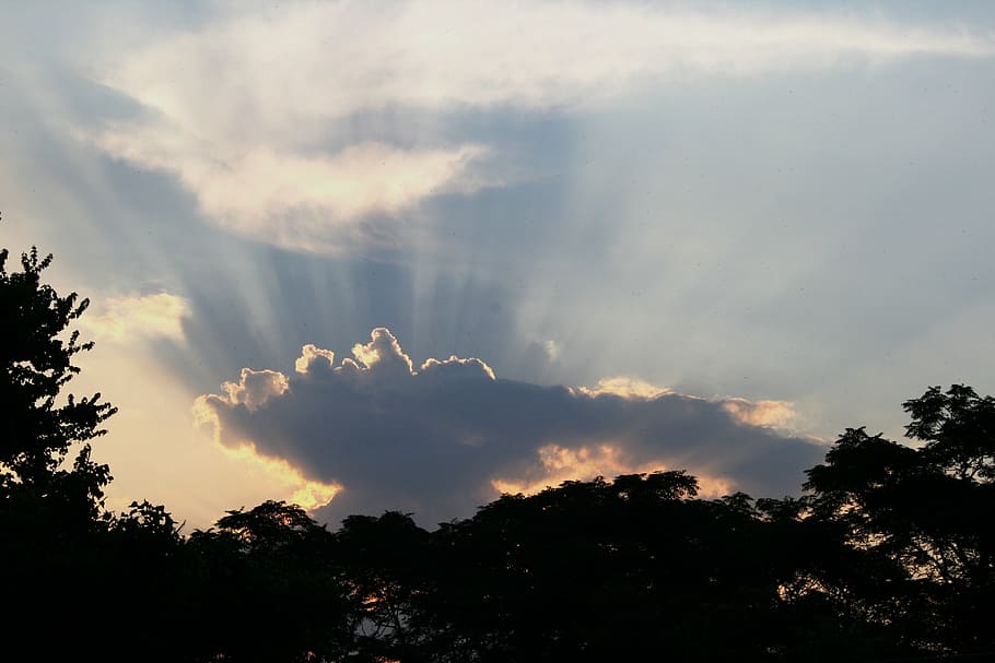 sunset, cloud, large, lit edge, serated edge, sun rays, light rays HD wallpaper