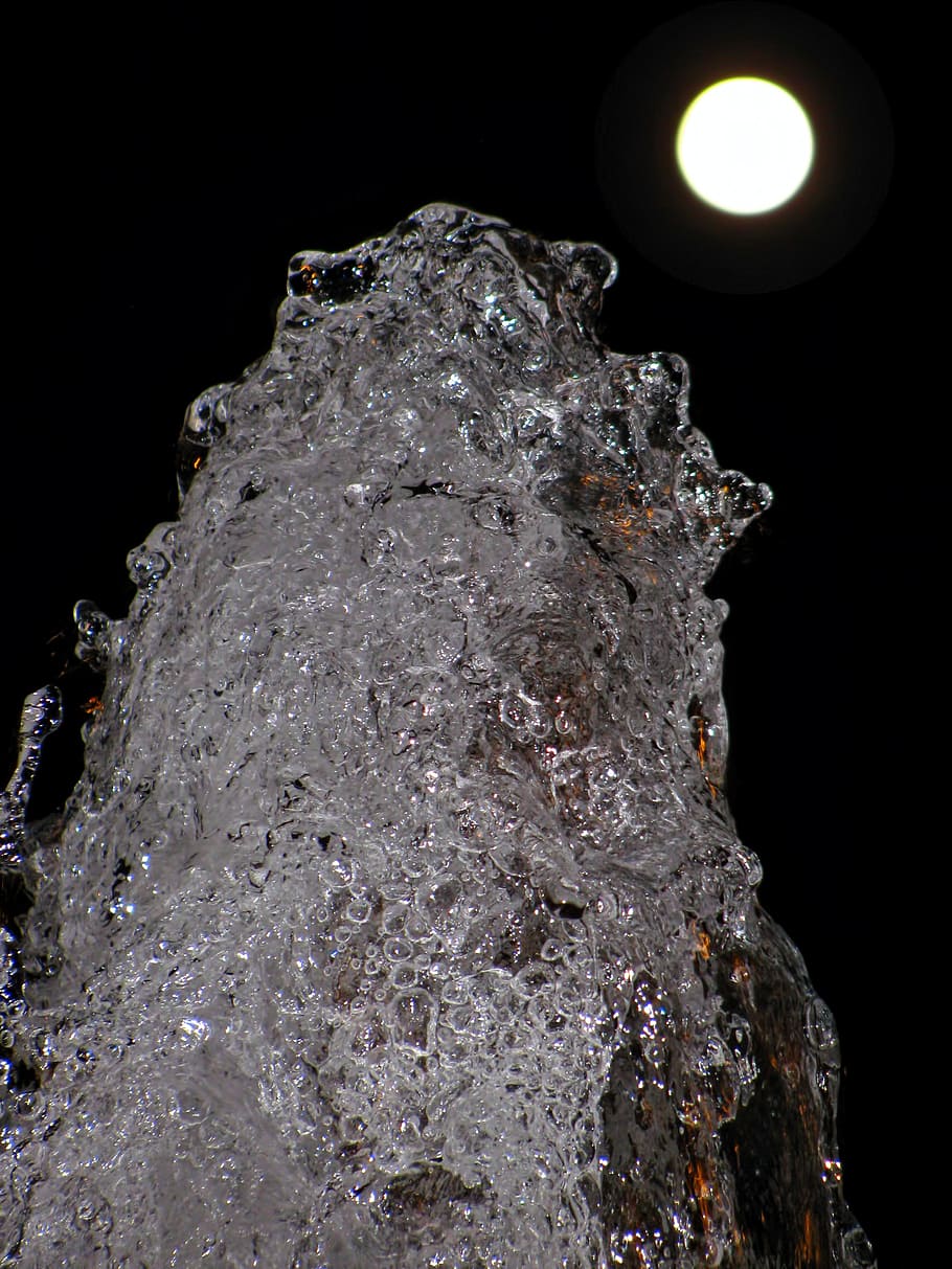 fountain, water, moon, play, ball, light, reflections, night HD wallpaper