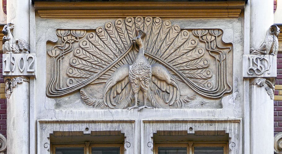 peacock wall emblem art, facade, architecture, detail, house facade HD wallpaper