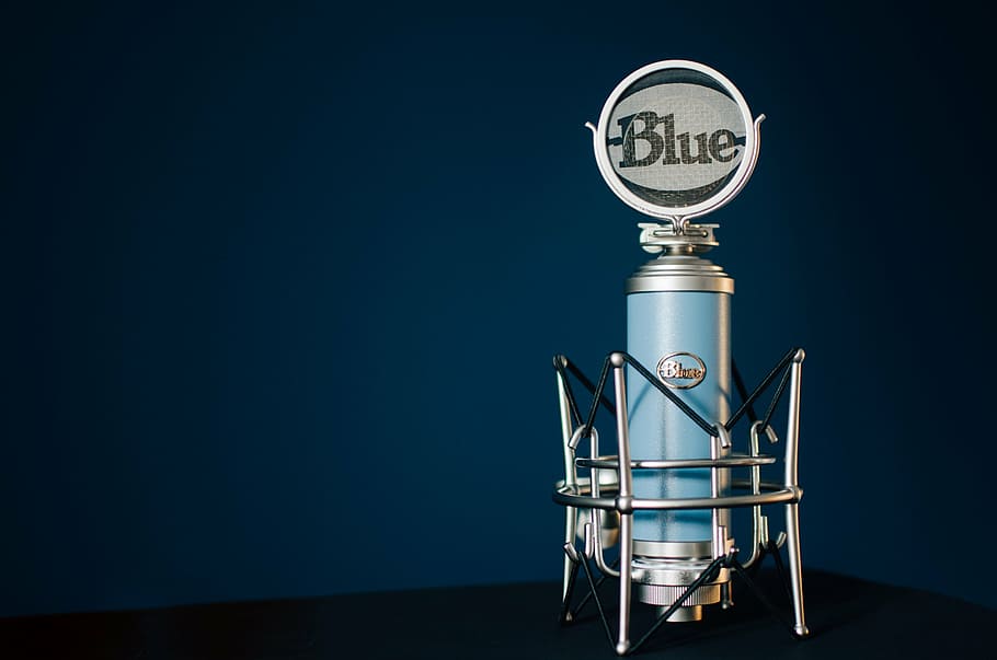 blue and gray Blue condenser microphone, recorder, filter, sound