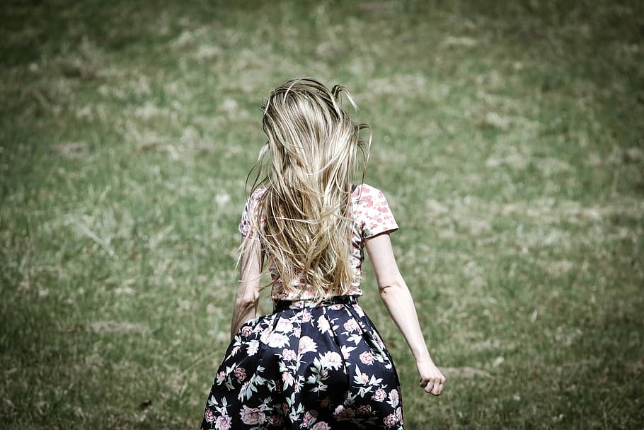 spring, flowers, forest, nature, blonde, beauty, hair, blond hair HD wallpaper