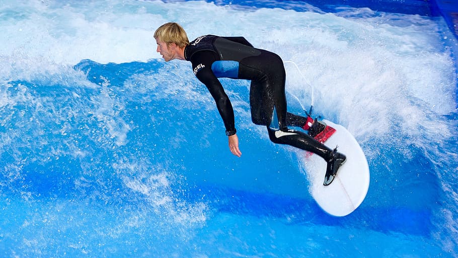 man wearing suit and surfing on body of water, surfboard, courage HD wallpaper