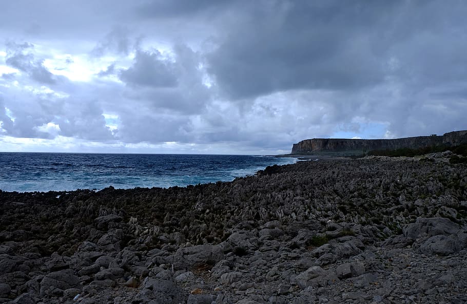 sea, landscape, nature, sky, beach, clouds, dark clouds, island HD wallpaper