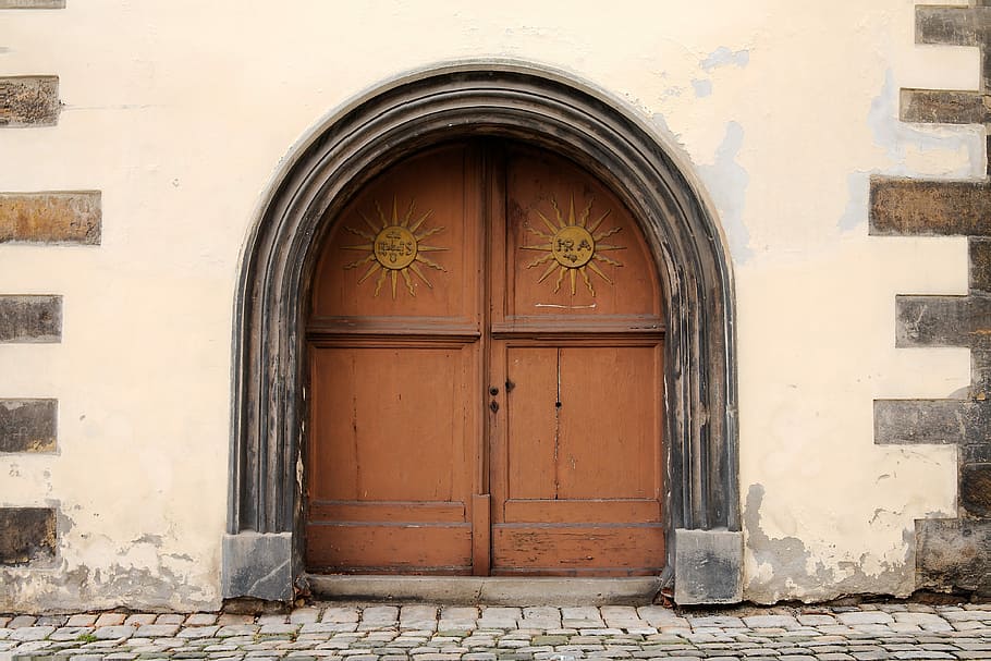 closed brown wooden doors, architecture, input, home, wall HD wallpaper