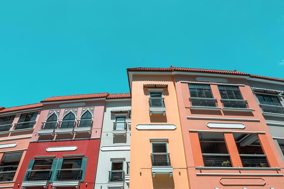 multicolored houses in worm's eye view, Taguig Grand Canal landmark HD wallpaper