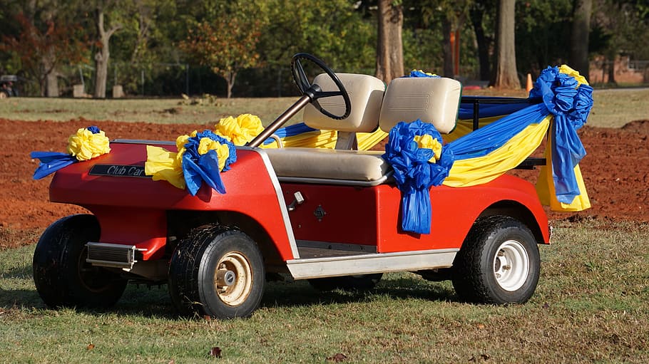 red golf cart with ribbons, vehicle, wedding car, golf course, HD wallpaper