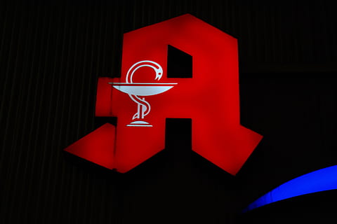 A logo, Pharmacy, Shield, Characters, red, illuminated, pharmacy sign HD wallpaper