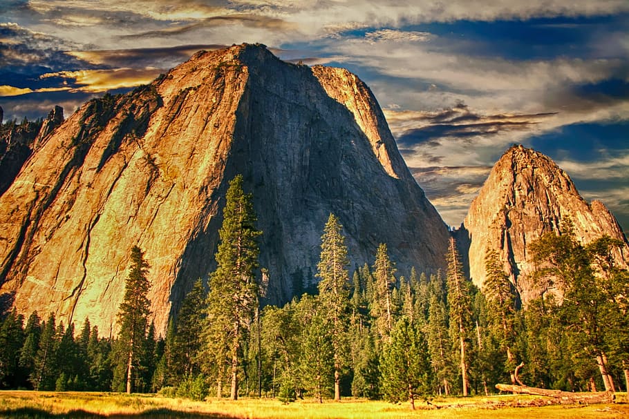 landscape photography of green leafed trees, mountains, rock HD wallpaper