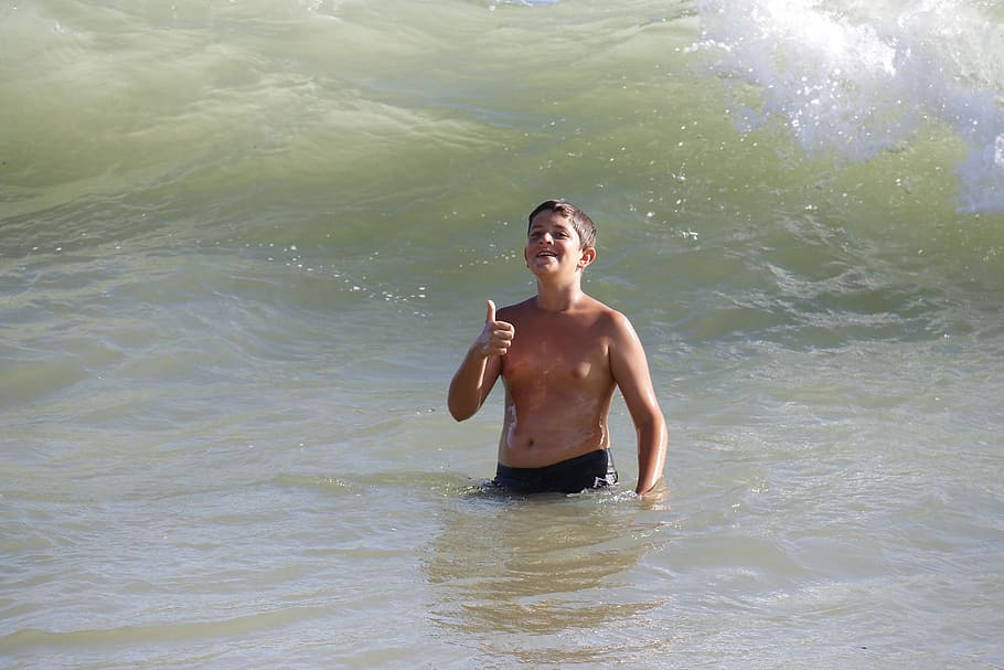 Wave, Diving, Child, Beach, child playing, mar, water, shirtless HD wallpaper