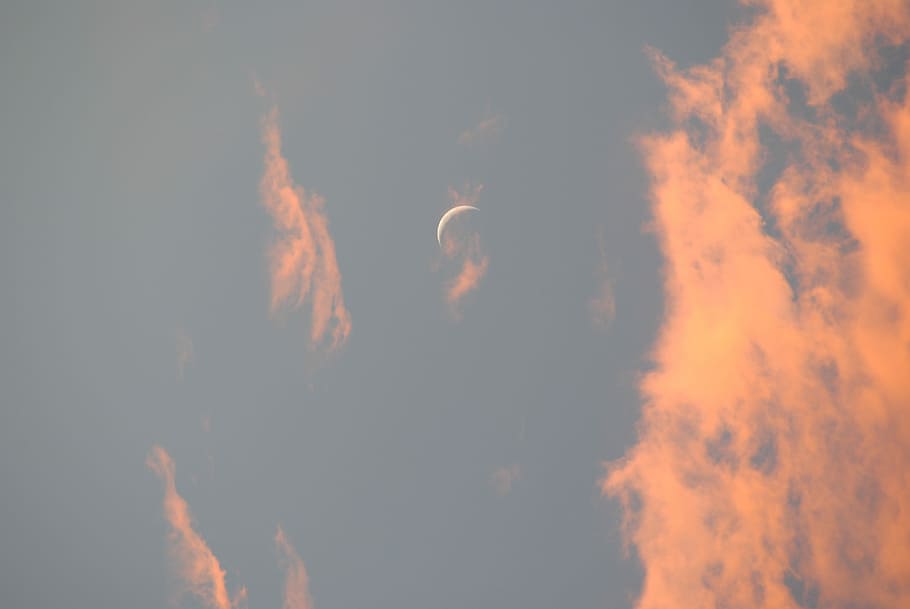 blue sky and white clouds photo, untitled, moon, crescent, sunset HD wallpaper