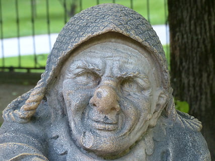 dwarf, gnome, figure, sculpture, globe, zwergelgarten, mirabell gardens HD wallpaper