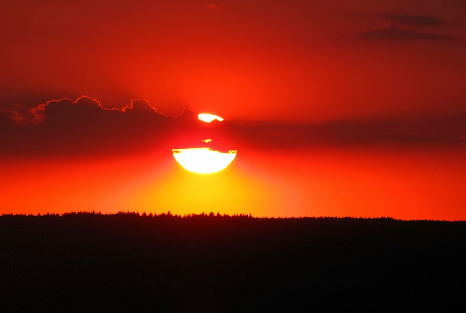 sunset, evening red, orange sky, setting sun, horizon, landscape HD wallpaper