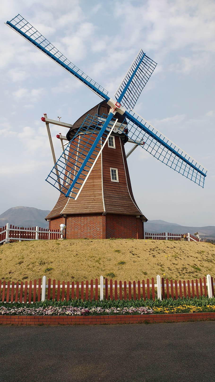 windmill, japan, hill, renewable energy, alternative energy HD wallpaper