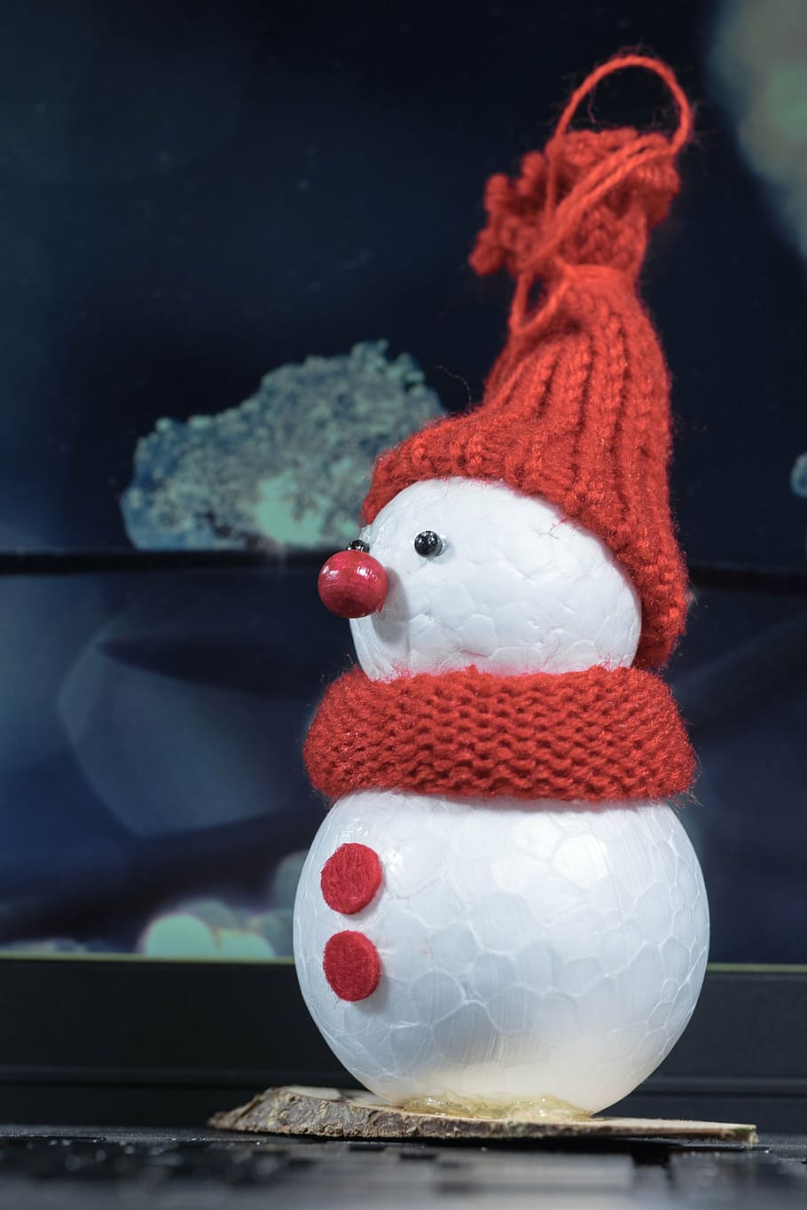 snow man, winter, cap, cold, mood, postcard, greeting card HD wallpaper