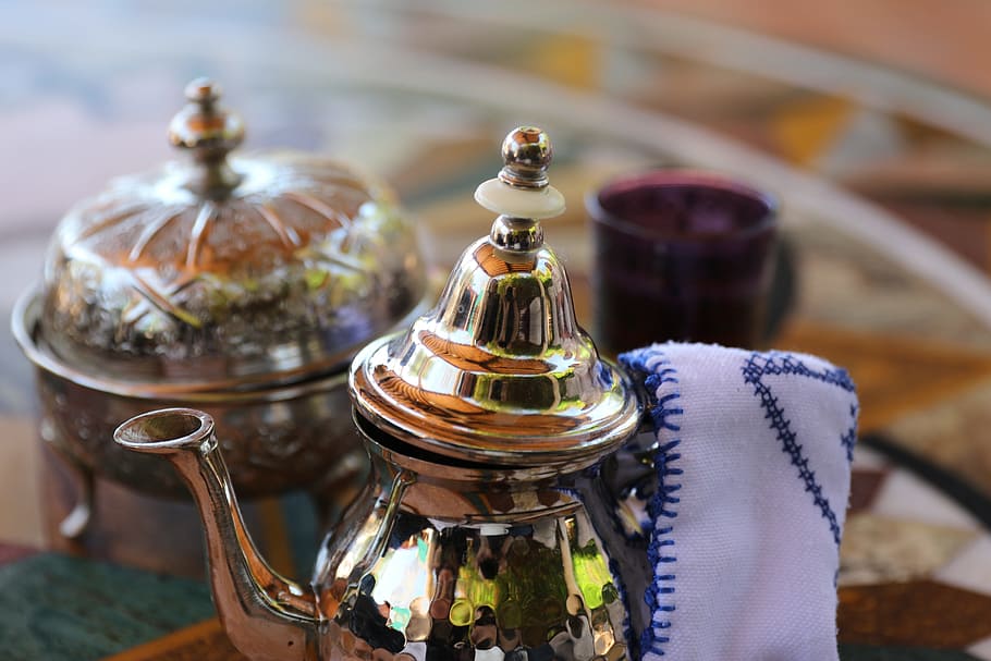 silver tea pot with white and blue pot holder, morocco, teeservice HD wallpaper