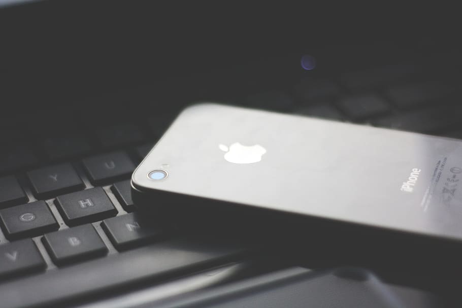 white iPhone 4, Apple, Camera, Smartphone, technology, keyboard HD wallpaper