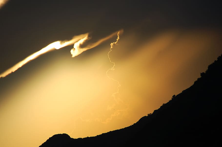 sky, the evening sky, clouds, beauty in nature, lightning, power in nature HD wallpaper