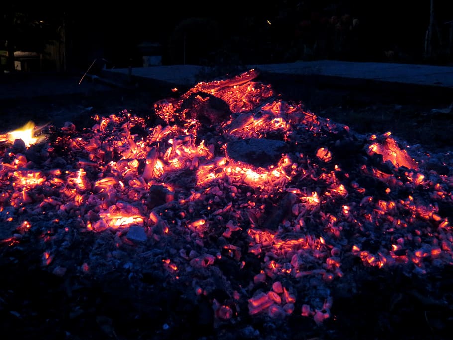 embers, fire, flame, hot, campfire, wood, brand, weissglut HD wallpaper