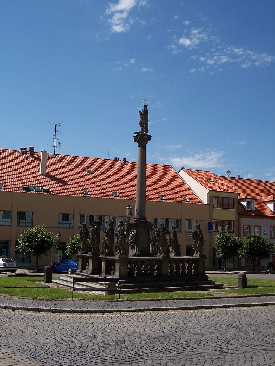 plague column, square, sand, city, houses, the plague, christianity HD wallpaper