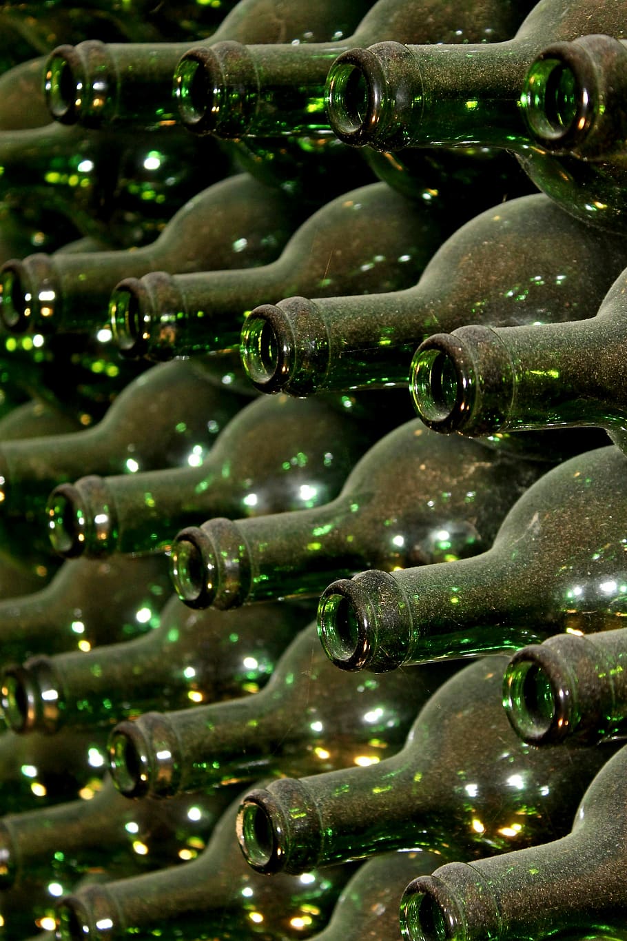 bottle, cellar, dusty, powder, dirt, glass, glasses, colored glass HD wallpaper