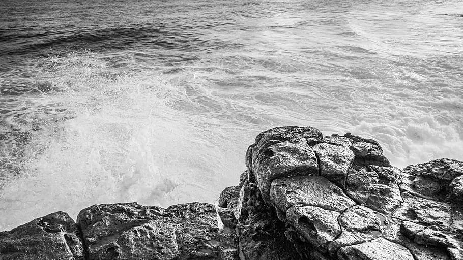 body of water beside rock monolith, scenery, sea, cliffs, waves HD wallpaper