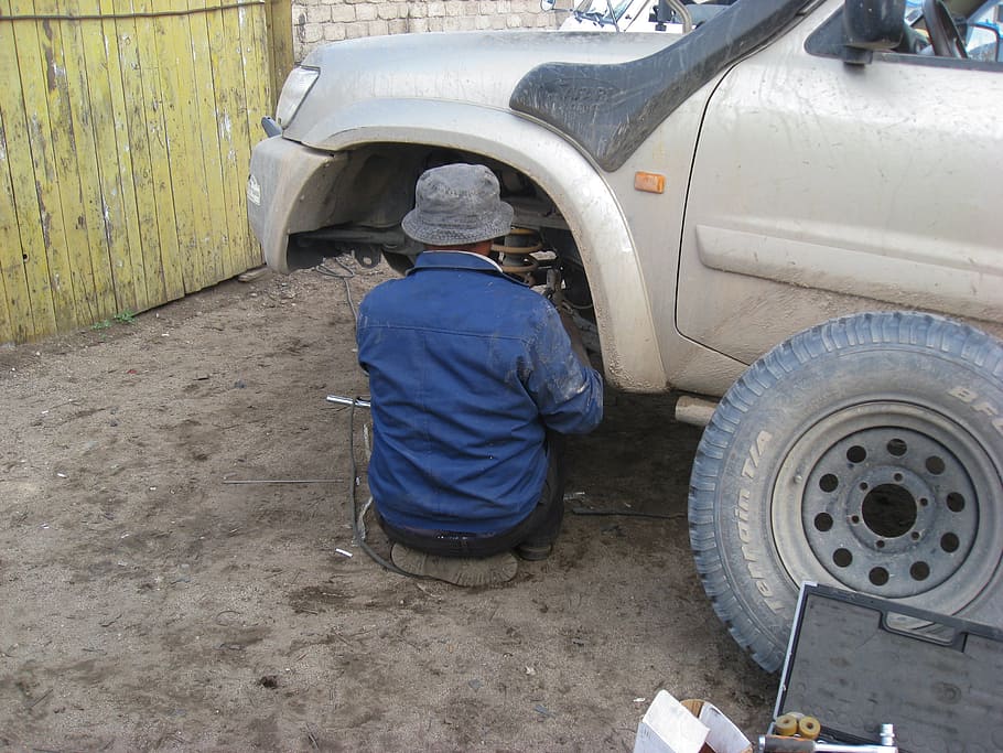 car breakdown, garage, mongolia, rear view, one person, mode of transportation HD wallpaper