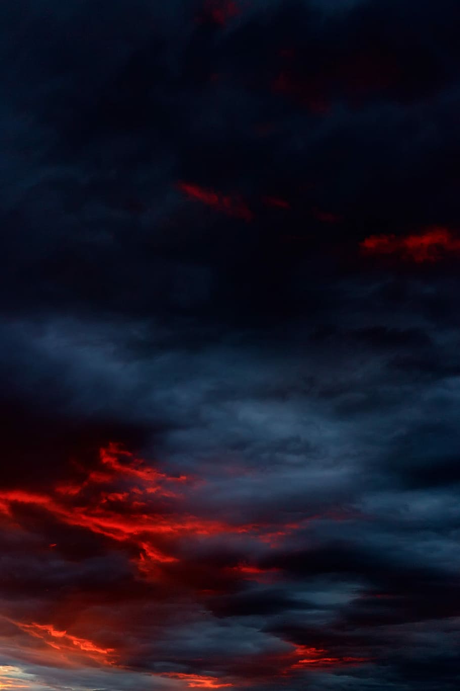 Red Night Sky Wallpaper