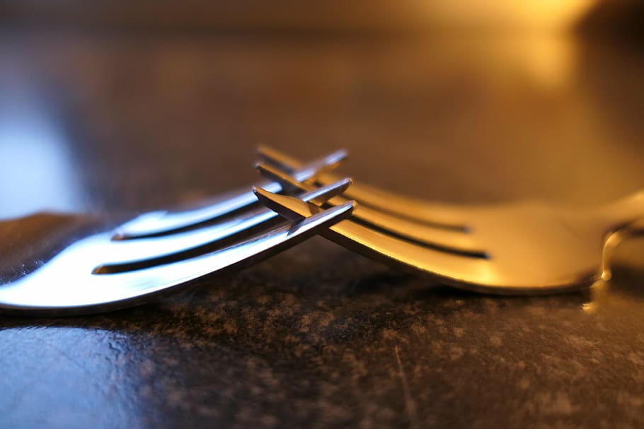 fork, cake fork, cutlery, metal, metal fork, small fork, gloss HD wallpaper