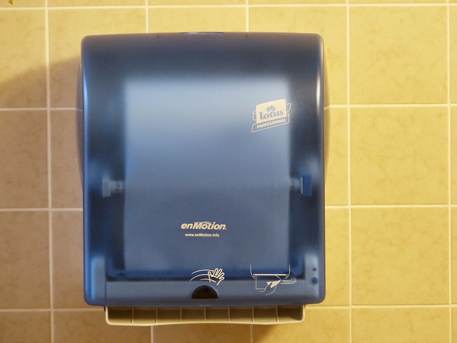 enMotion Automatic Paper Towel Dispenser, Nick Gray