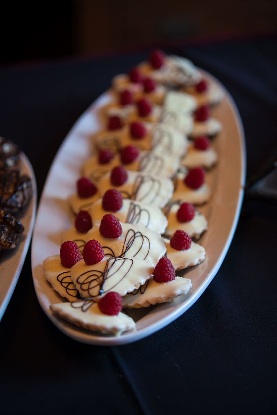 Dessert, Raspberry, Chocolate, sweet, pastry, bakery, gourmet HD wallpaper