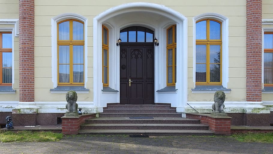 closed brown wooden door, input, architecture, home, window HD wallpaper