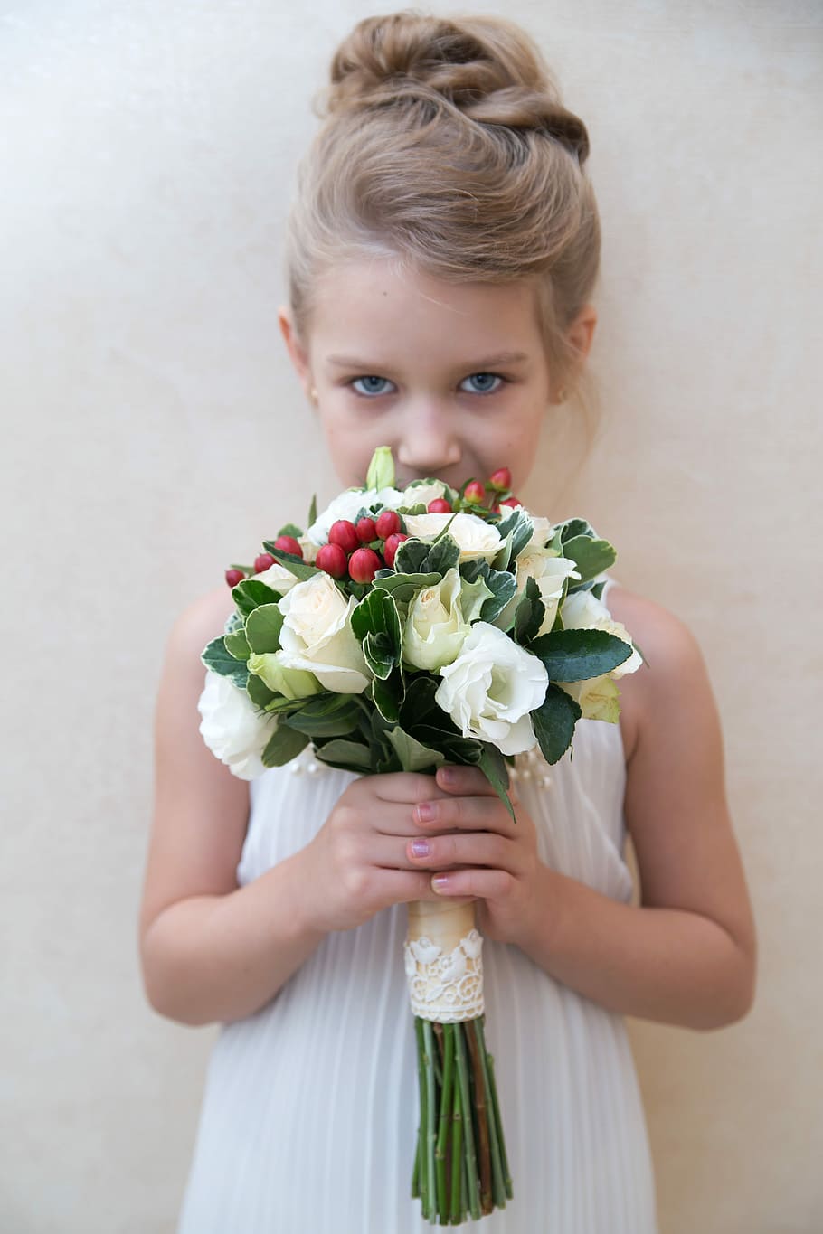 girl holding white rose bouquet, flowers, baby, small, flowering plant