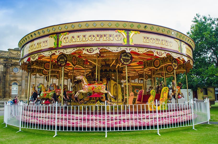 gold Galloping horse carousel, park, holiday, roundabout, fun HD wallpaper