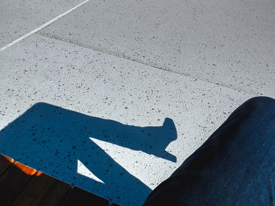 shadow, wait, shoe, heel, peaceful, rest, feet, urban, air HD wallpaper