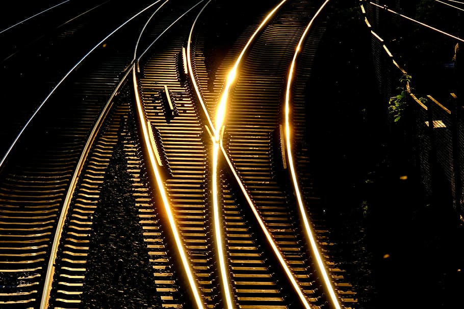 photo of stainless steel train tracks during sunset, gleise, glow, HD wallpaper