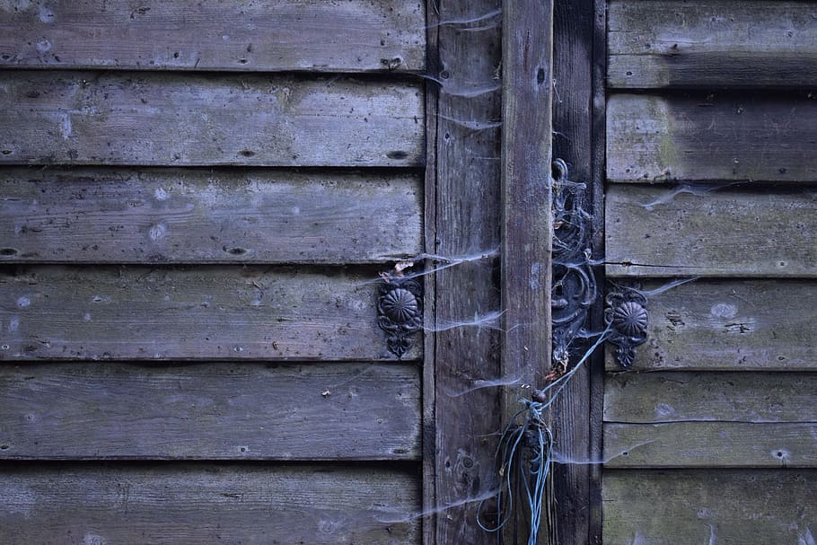 window shutter, lock, rustic wood, rotten, old, doors and windows HD wallpaper