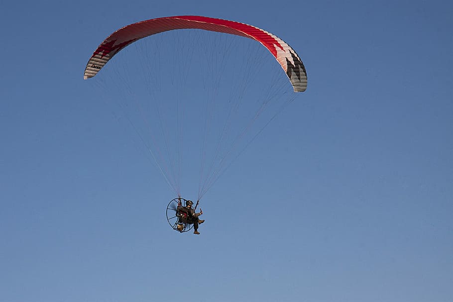 Hang Glider, Flying, Sky, Blue, sport, paragliding, extreme Sports HD wallpaper