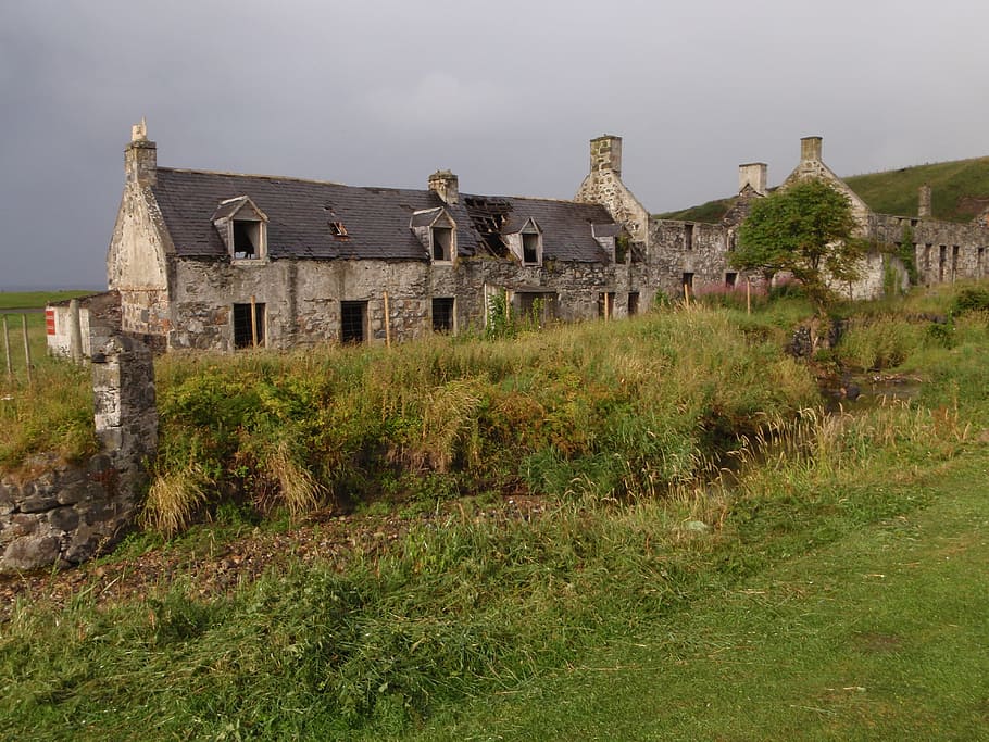 building, dilapidated, stone, abandoned, green, scotland, roof HD wallpaper