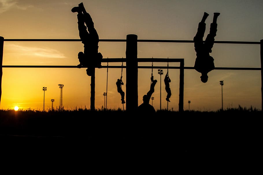 silhouette of person's near rebar frame, silhouettes, military HD wallpaper
