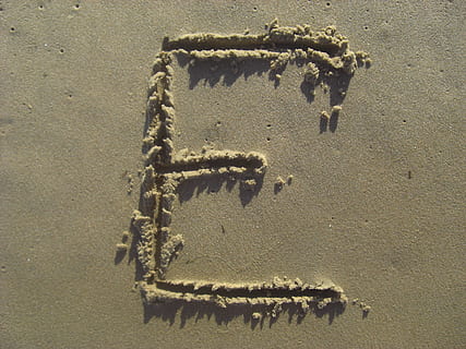 letter e, sand, stick, beach, alphabet, land, no people, day HD wallpaper