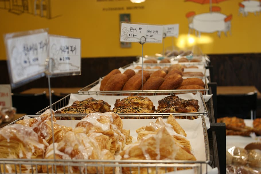 bread, dessert, food, food and drink, freshness, retail, indoors HD wallpaper