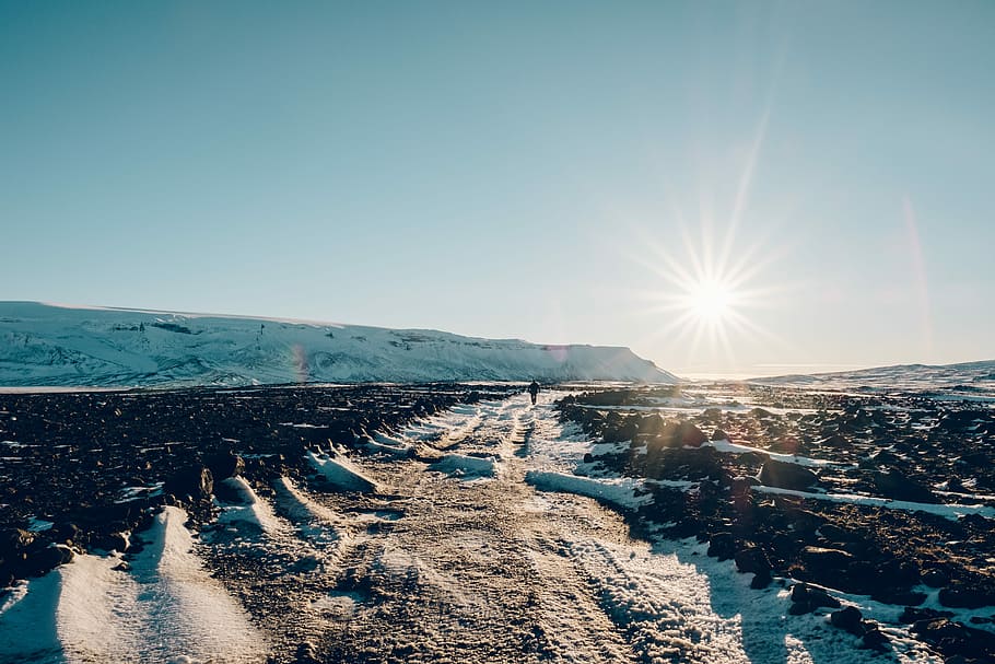 Strange news from another star, snow field during sunrise, trail HD wallpaper