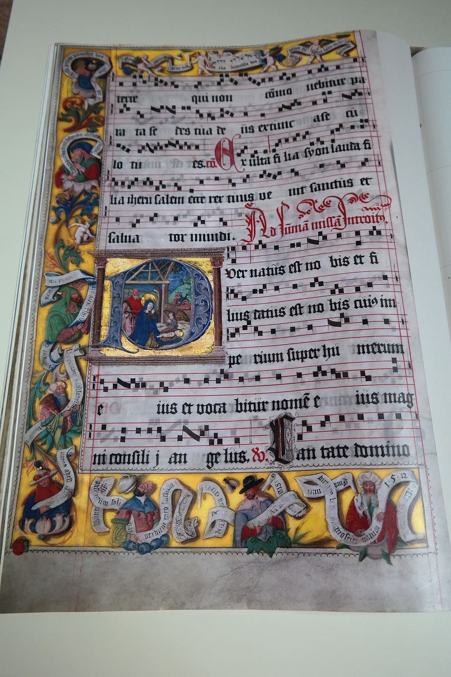 closeup photo of song book, Choral, Lorch, Gilded, choral book