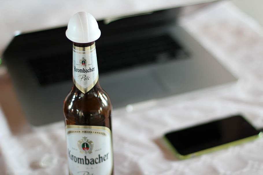 Work, Feierabend, Beer, Helm, after work, feierabend beer, construction workers HD wallpaper